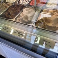 Gelato flavours at L'arte del Gelato in Verona