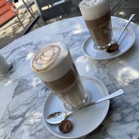 Caramel Macchiato mit Hafer- & Sojamilch  at Kaffeeflut in Wittdun