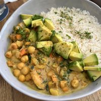 Chickpea curry  at Pezetarian in Cartagena