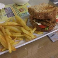 Seitan burger with fries at Govinda in Chiclayo