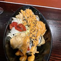 Sushi de verduras en tempura con salsa de boletus  at La Bartola in Sevilla