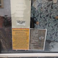 Solche Plakate hängen auch bei Vivaldi an der Tür at Eiscafe Vivaldi in Bad Schandau