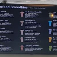 Smoothies at EarthBar in West Hollywood