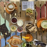 Brunch at Almalibre Acai Bar in Barcelona