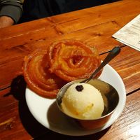 Dessert à la noix de coco et dessert végétalien at Om Namo in Minsk