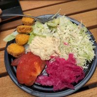 Nugget salad (had 1 or 2 extra nuggets, already ate them when I took the picture😉) at Fari's in Ljubljana