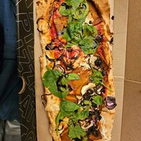 Bacon pizza at Pizzatopia in Krakow