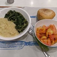 Fave e cicoria (?) with tomato salad and bread at El Pedro in Bari