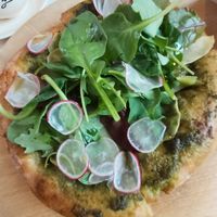 Pizza mit selbstgemachten veganen Pesto. at Haus Zauberflöte in Offenburg