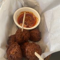 Loved the spicy falafel salad so much I had to order another side of it. It’s not spicy but very flavorful!   at Ballon in Tokyo