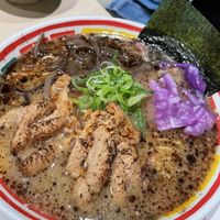 Garlic oil ramen  at Kyushu Jangara Ramen - Harajuku in Tokyo