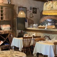 Von Innen toll eingerichtet   at Daredzhani in Almaty