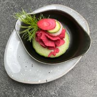 Concombre et mousse de betterave   at Annadata in Saint-malo