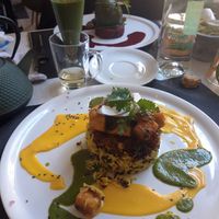 Les plats, tous deux vegan at Annadata in Saint-malo