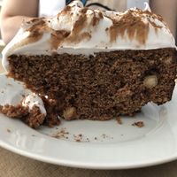 Tarta de chocolate at Empatia Rincon Vegano in Madrid