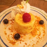 Lemon pie at Superchulo in Madrid