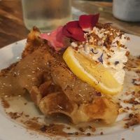 Gofre vegano Proncesa Consuela at Superchulo in Madrid