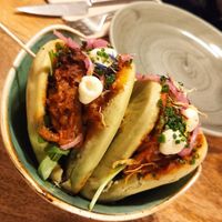 Tennessee baos con no pollo at Superchulo in Madrid