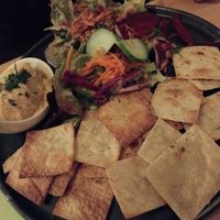 Entrée : houmous, toasts maison à l’huile d’olive at La Cour des Anges in Colmar