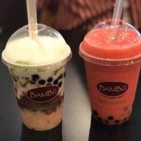 Che Thap Cam and Strawberry smoothie veganized at Bambu Desserts & Drinks in Katy