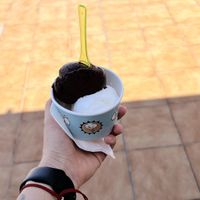 Lemon and dark chocolate ( 3,5€)  at E Cosi Gelateria in Paphos