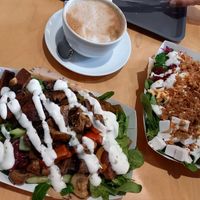 Build a Salad Bowls at Cafe Thrive in Southampton
