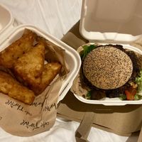 GF wholefood burger and hash browns   at Cafe Thrive in Southampton
