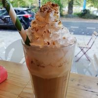Autumn special: maple pecan latte at Cafe Thrive in Southampton