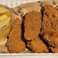 Tenders with honey mustard dip at Cafe Thrive in Southampton