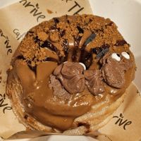 Biscoff cronut at Cafe Thrive in Southampton