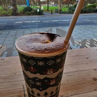 Praline Hot Chocolate at Cafe Thrive in Southampton