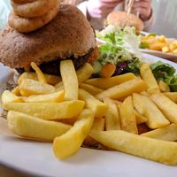 Wholefood Burger at Cafe Thrive in Southampton
