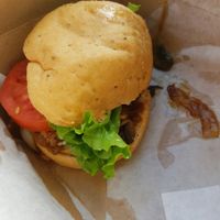 tempeh burger with gluten free bread at Hawaiian Moons Cafe & Juice Bar in Kihei