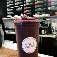 acai smoothie at Crux Comptoir in Brossard