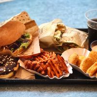 Nuggets, burgers, doughnuts and cola at Swing Kitchen - Kaiserfeldgasse in Graz