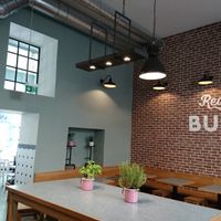 Nice and fresh interior at Swing Kitchen - Kaiserfeldgasse in Graz