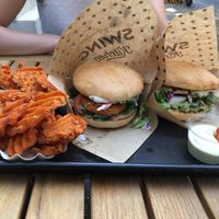 Cheese burger & Vienna burger at Swing Kitchen - Kaiserfeldgasse in Graz