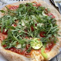 Pizza mit veganem Käse 🧀   at Pizzeria Gallus in Bled