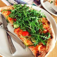 vegan pizza at Pizzeria Gallus in Bled