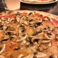 Vegan Pizza at Gaspare Ristorante Pizzeria in Leiden