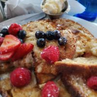 Vegan French Toast and Berries at Art Cliff Diner in Vineyard Haven
