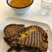 Grilled cheese et soupe  at Comptoir Veggie in Paris