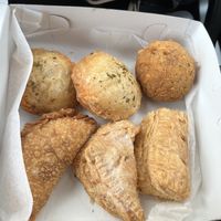 🤤🤤 #Veganuary at The Happy Vegan Bakers in Hialeah