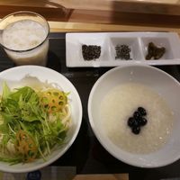 Amazake, hot vege udon and black beans porridge at Vege Deli Kanna - Shokudo in Kyoto