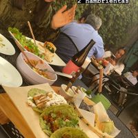 No estoy exagerando aquí me comí el mejor taco que me he comido, las porciones son buenas y super rico, amo aquí.  at Tacogreen in Queretaro