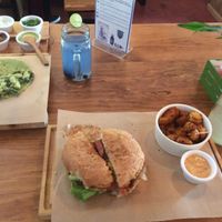 Hamburguesa BBQ / taco de rajas / limonadas  at Tacogreen in Queretaro