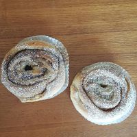 One vanilla and one cinnamon bun at Café Nowhere in Enskede