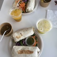 The burritos need a sauce to make it complete because they used chickpea as the protein and it kind of tasted dry but was still amazing because they do give a green “sexy”dress at Bori Vegan in Guaynabo
