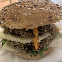 Mushroom burger with vegan cheese  at El Secret in Falset