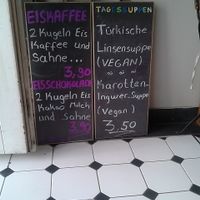 Vegan options at Pi Mediterran in Berlin